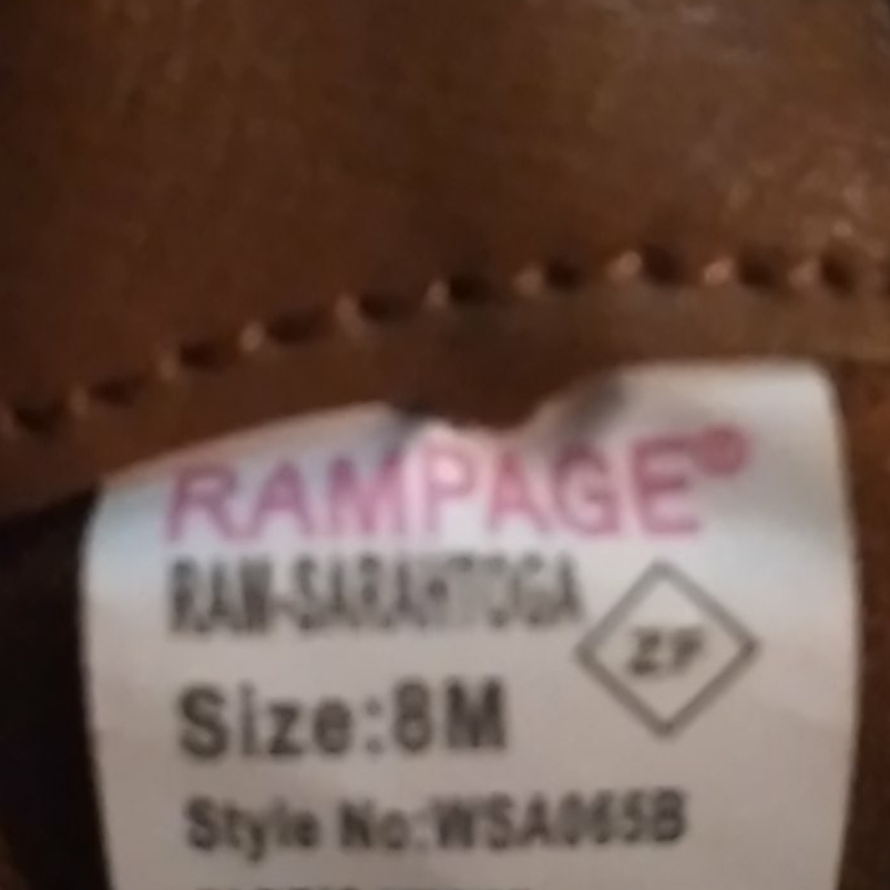 Boots - Picture 4 of 5